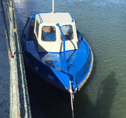Steel workboat 8.2m
(with stern gantry)