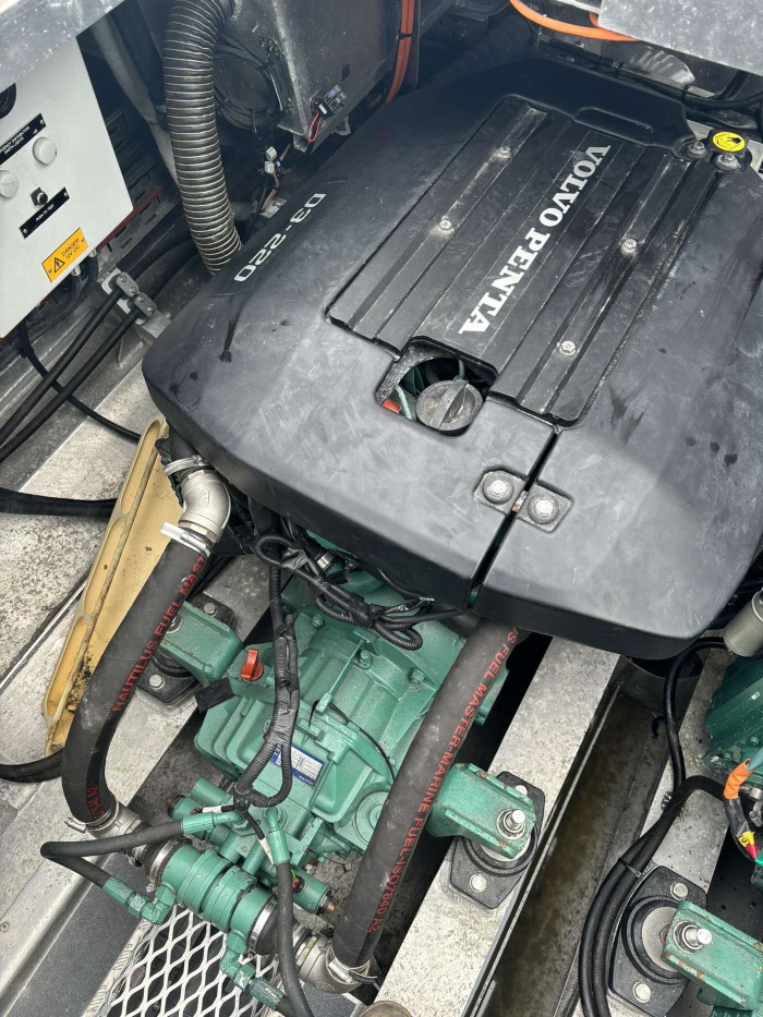 DAluminium Fast Craft 9m 30 knots